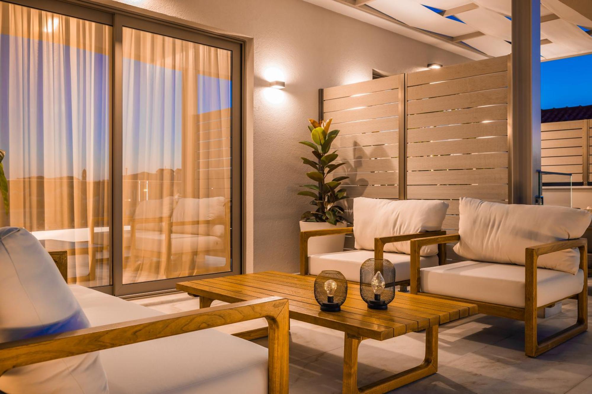 Piazza Suites Lixúri Exterior foto